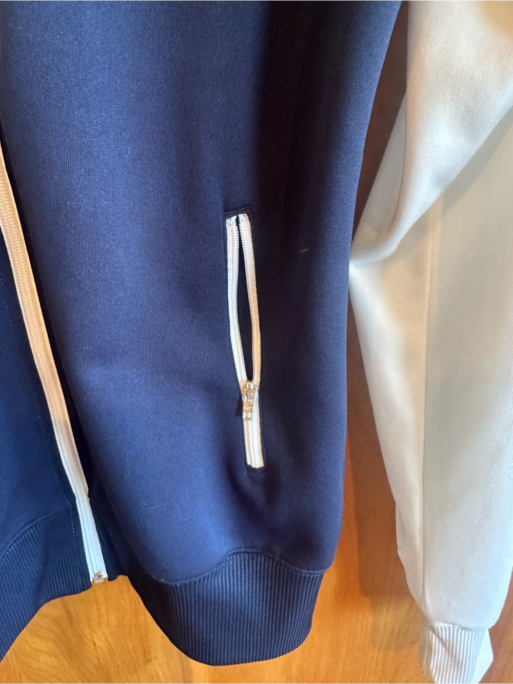Nike Navy and White Yankees Track Jacket - Picture 5 of 6
